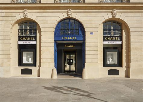 where to buy used chanel in paris|chanel store locations in paris.